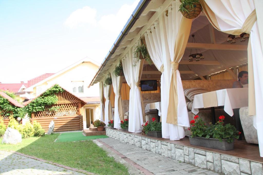 Europe Hotel Uzjhorod Eksteriør billede