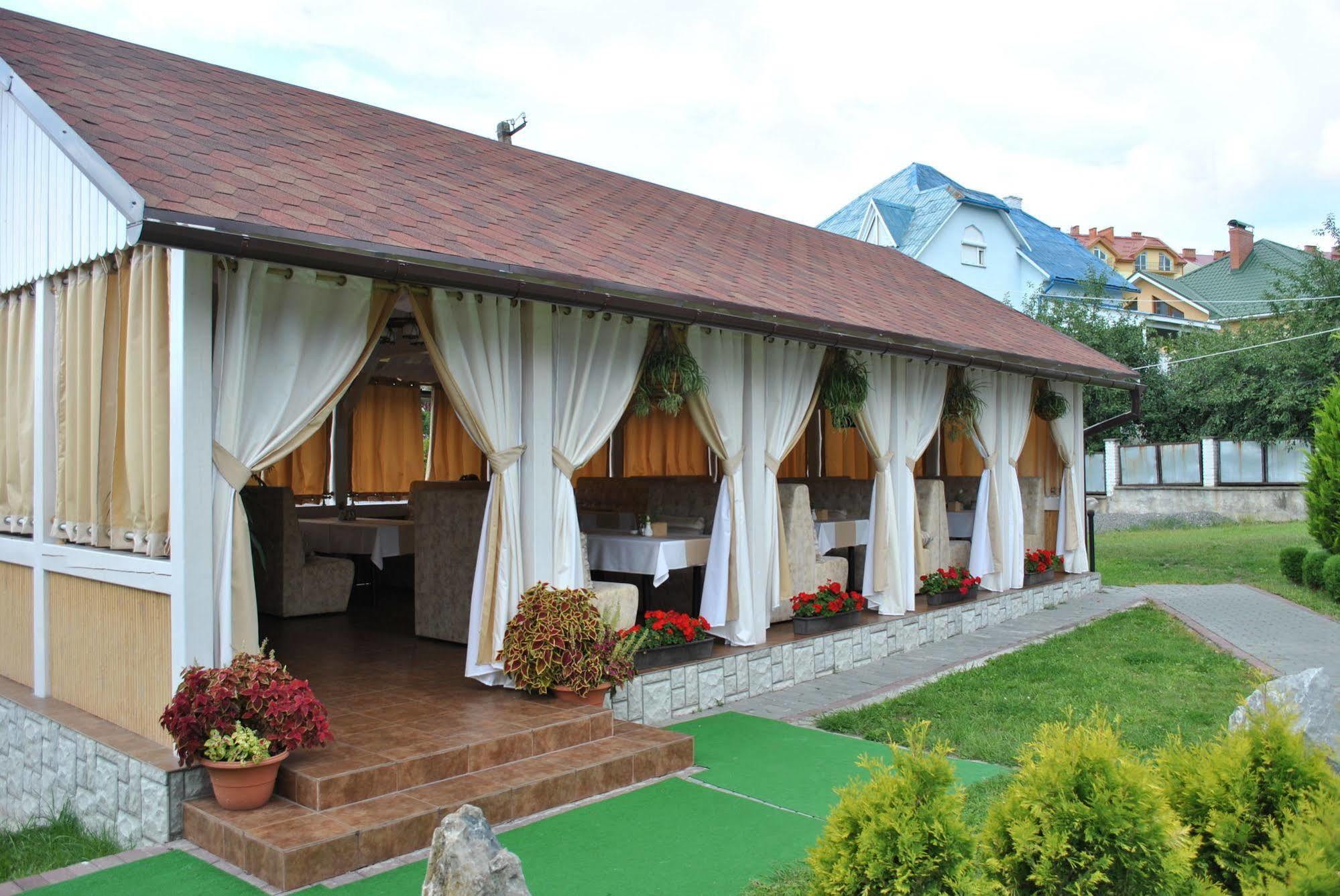 Europe Hotel Uzjhorod Eksteriør billede