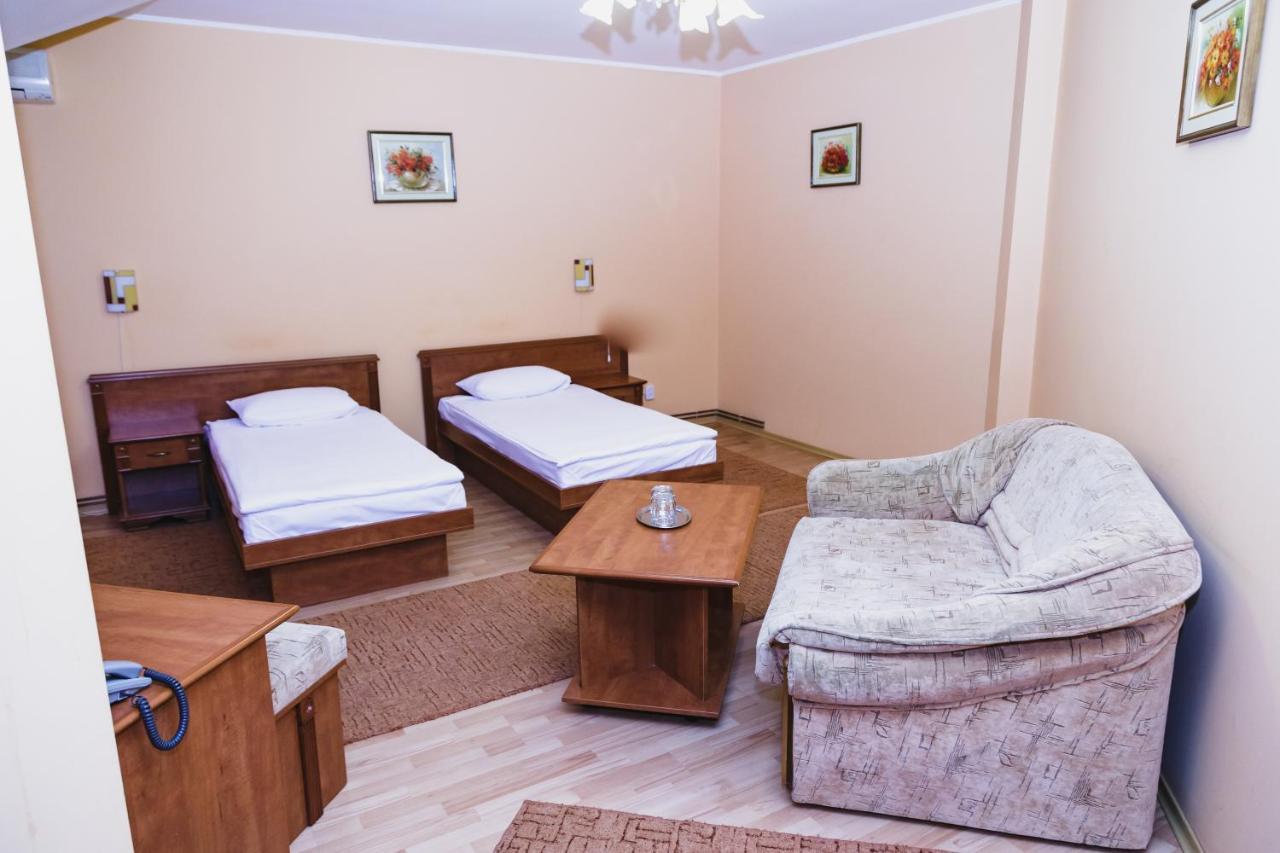 Europe Hotel Uzjhorod Eksteriør billede