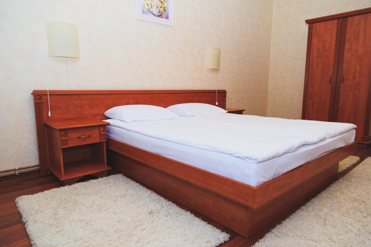 Europe Hotel Uzjhorod Eksteriør billede